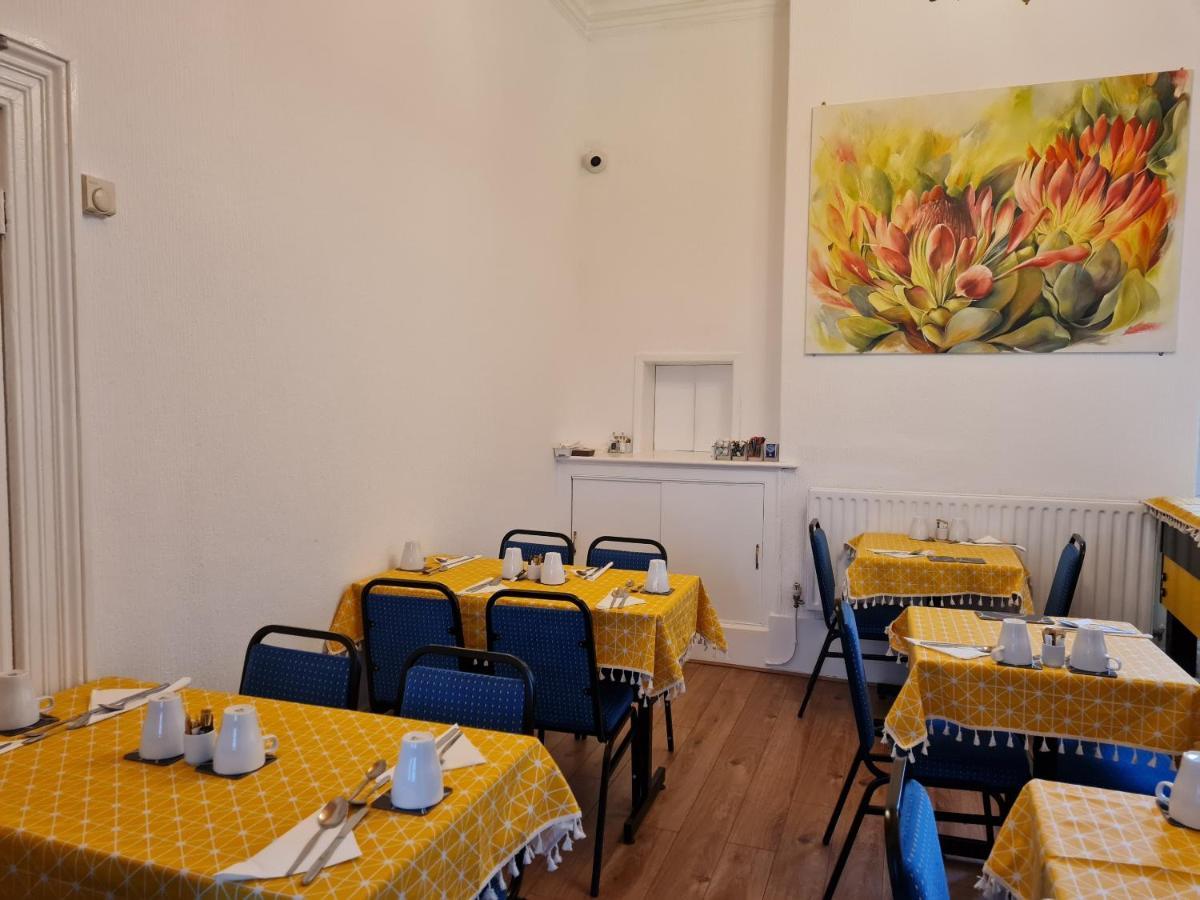 Beverley Dean - Children Over 5 Years Welcome - Continental Breakfast 3*