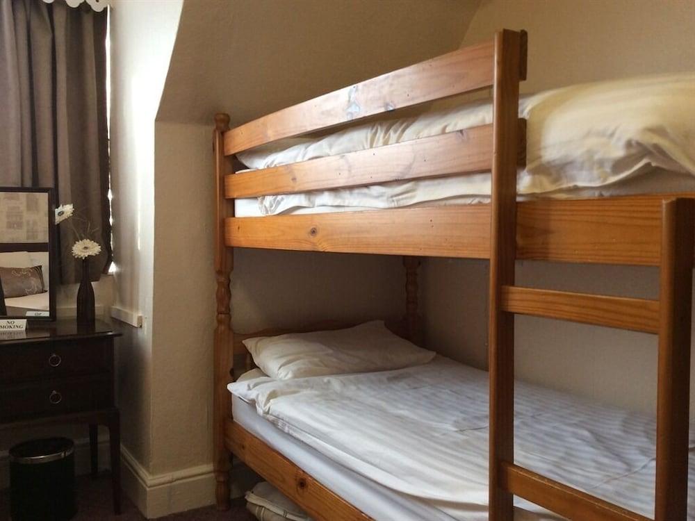 Bed & Breakfast Beverley Dean - Children Over 5 Years Welcome - Continental Breakfast