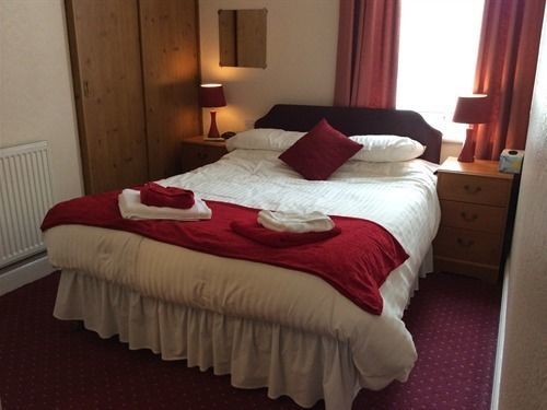 Beverley Dean - Children Over 5 Years Welcome - Continental Breakfast