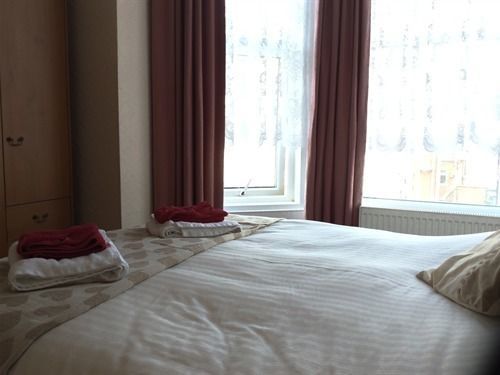 Beverley Dean - Children Over 5 Years Welcome - Continental Breakfast